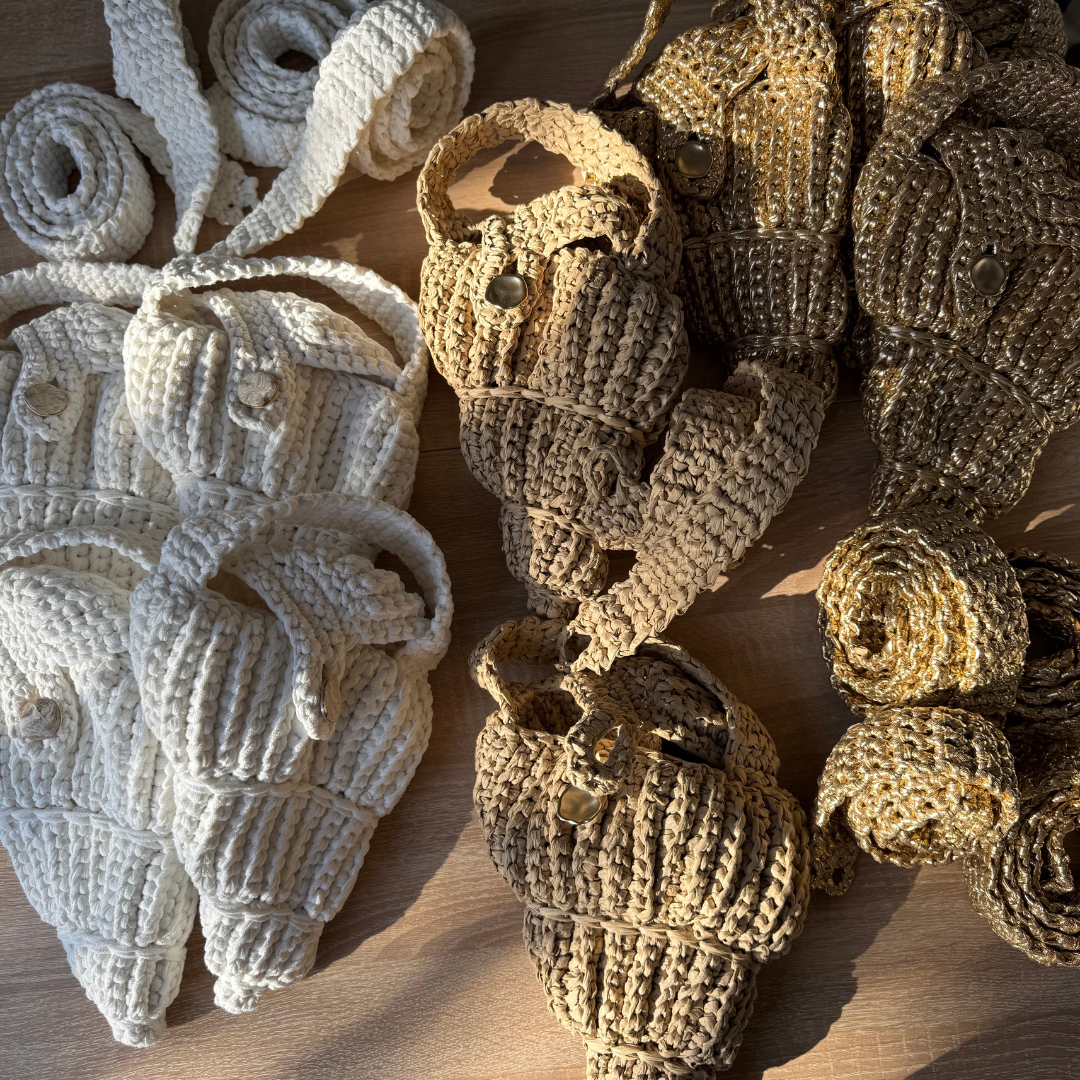 The Whelk Shoulder Strap